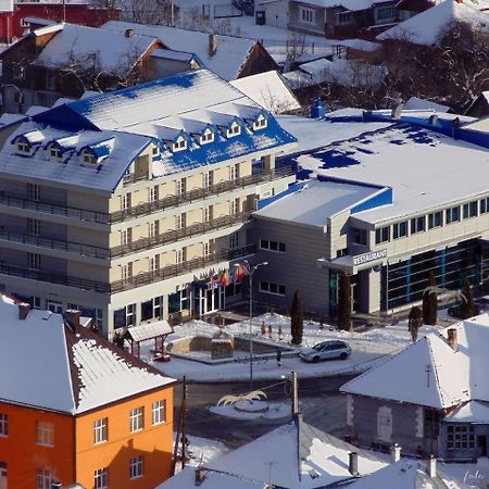 Hotel Ineul Rodna Eksteriør bilde