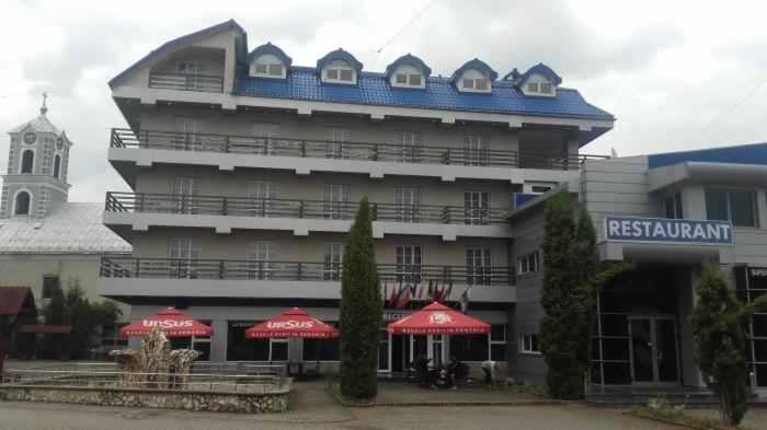 Hotel Ineul Rodna Eksteriør bilde